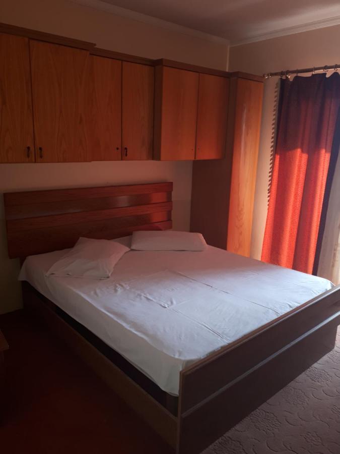 Hotel Meteor Shkoder Exterior photo