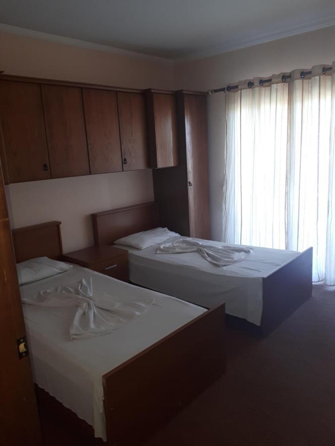 Hotel Meteor Shkoder Exterior photo