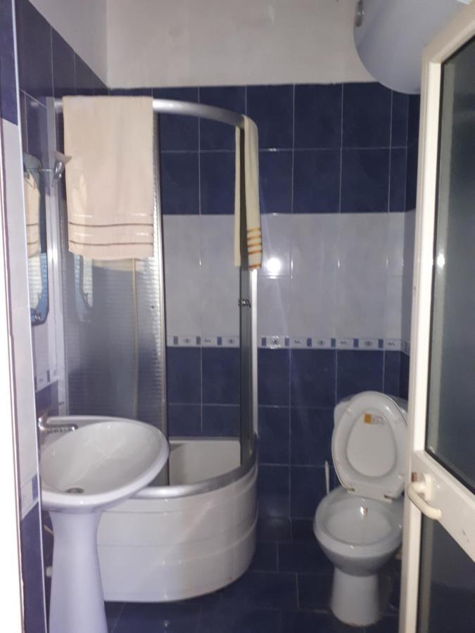 Hotel Meteor Shkoder Exterior photo